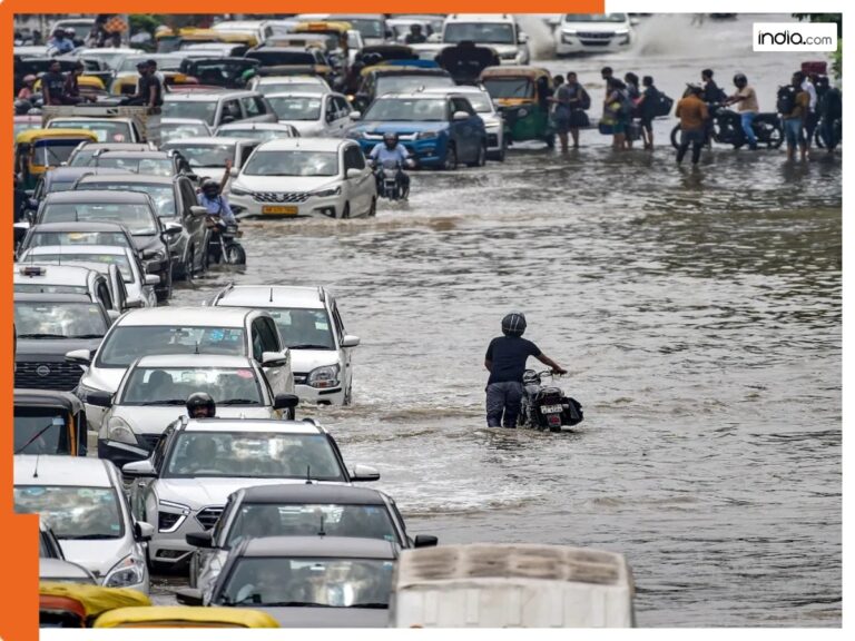 flood-in-delhi.jpg